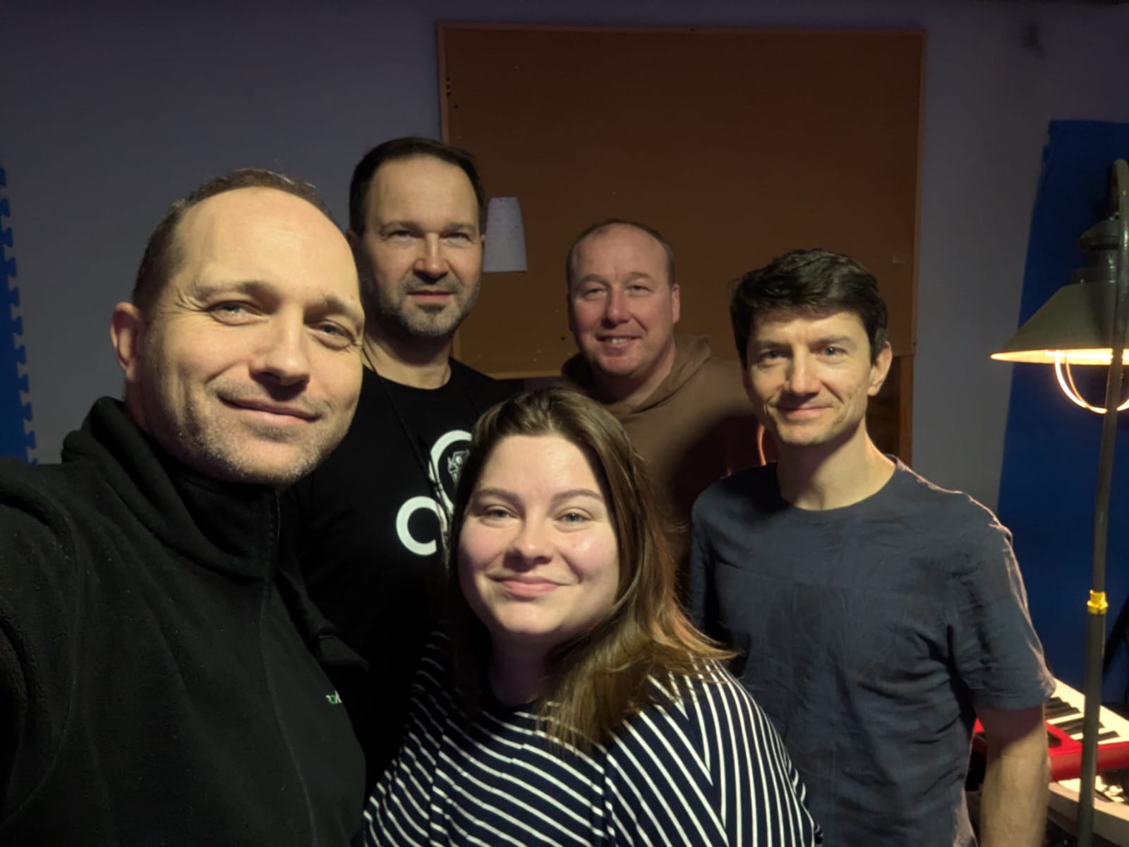 squad.jpg (122 KB)